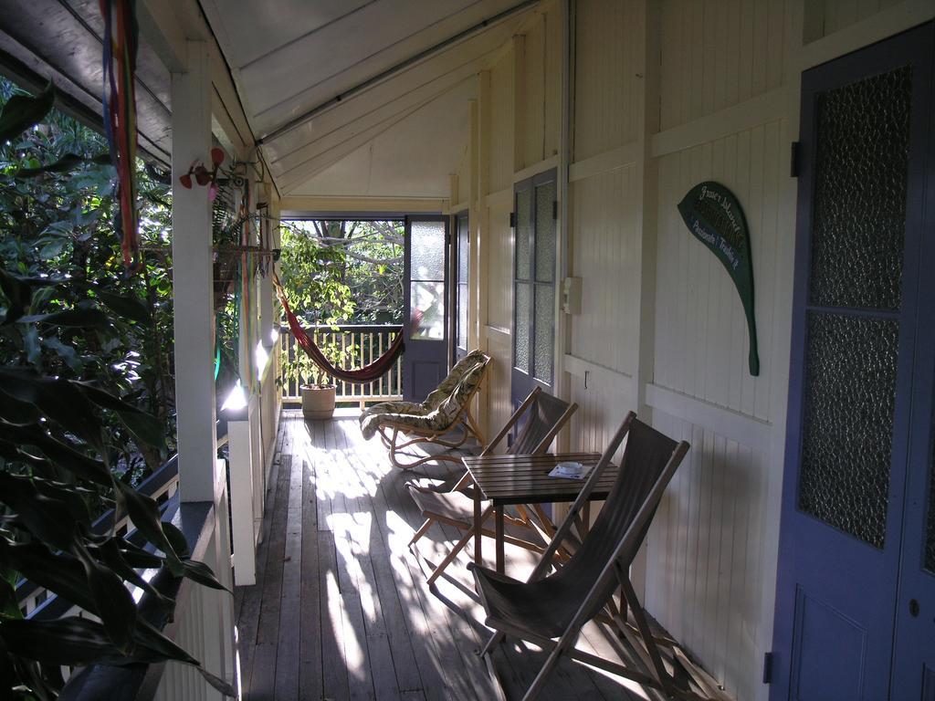 Mango Tourist Hostel Hervey Bay Buitenkant foto