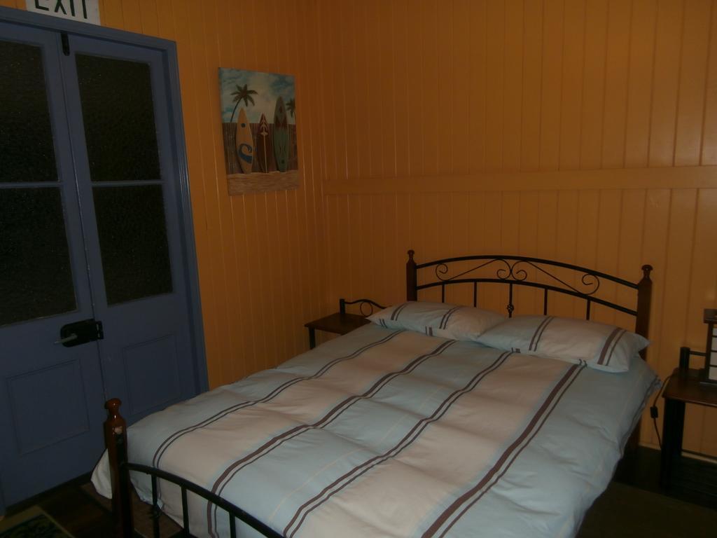 Mango Tourist Hostel Hervey Bay Kamer foto
