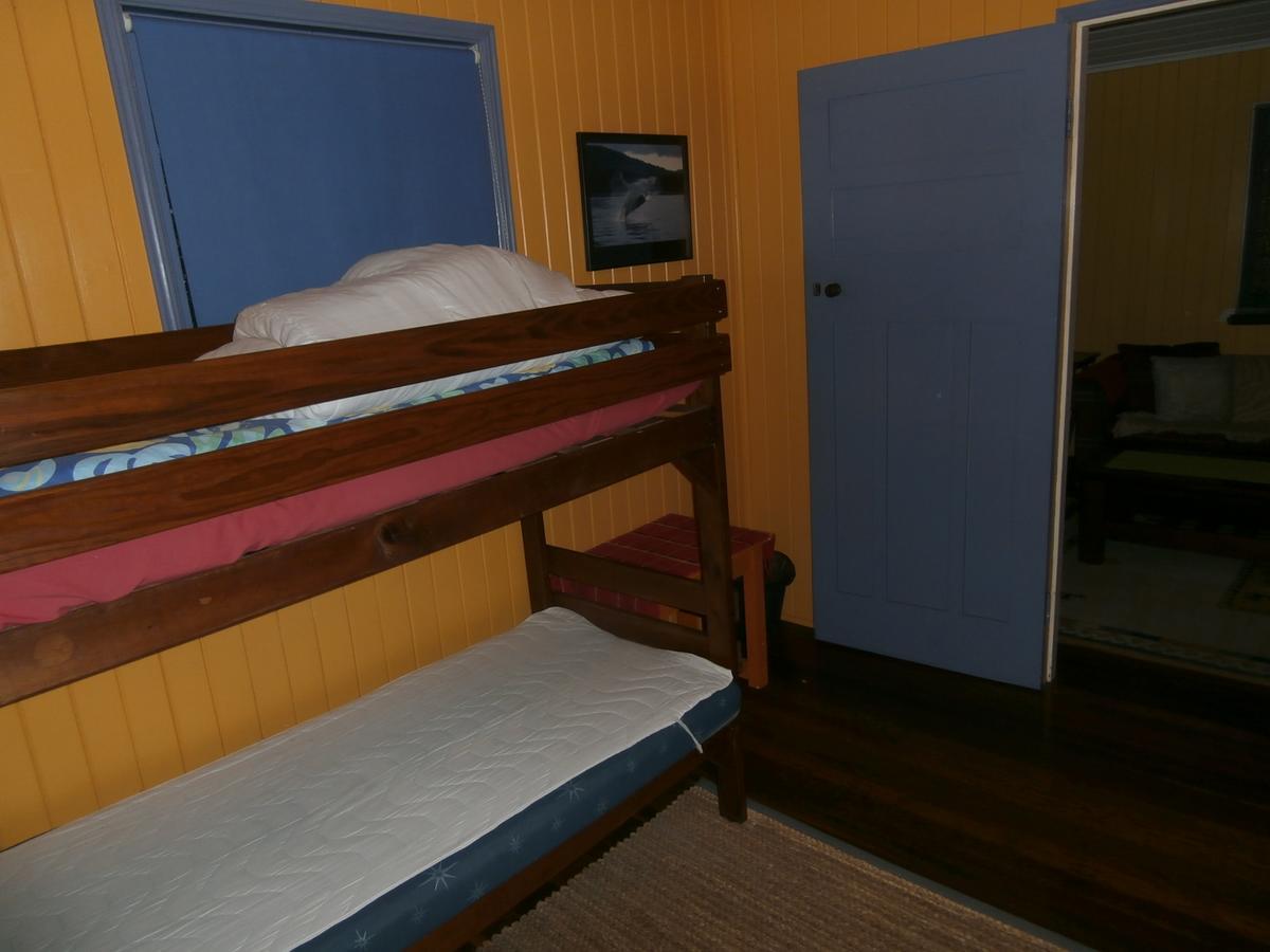 Mango Tourist Hostel Hervey Bay Kamer foto